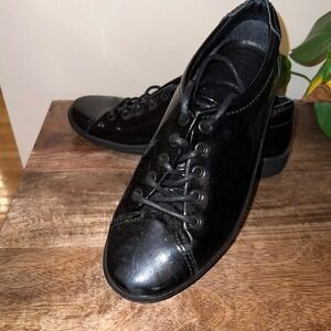 Ecco Soft 2.0 Tie Womens 40/9M Sneakers Black Patent Leather Casual Shoes Career